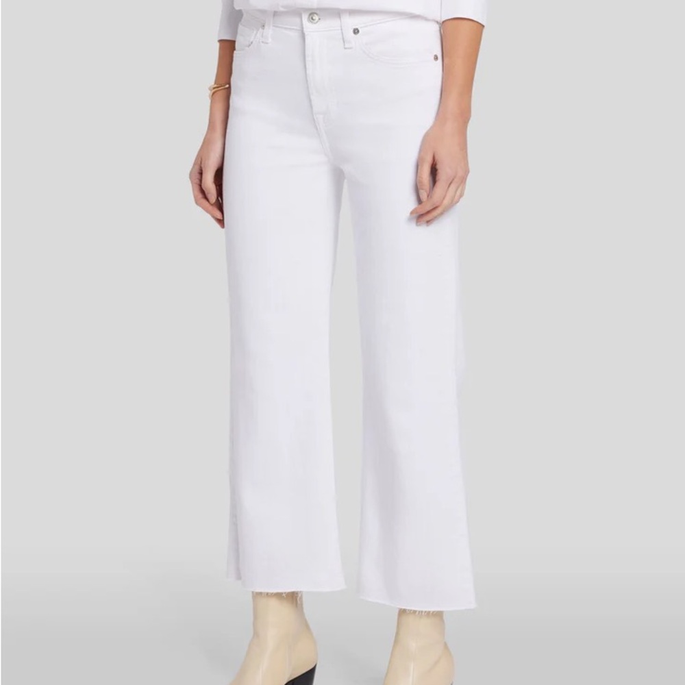 NWT 7 for all mankind - Cropped Alexa in White